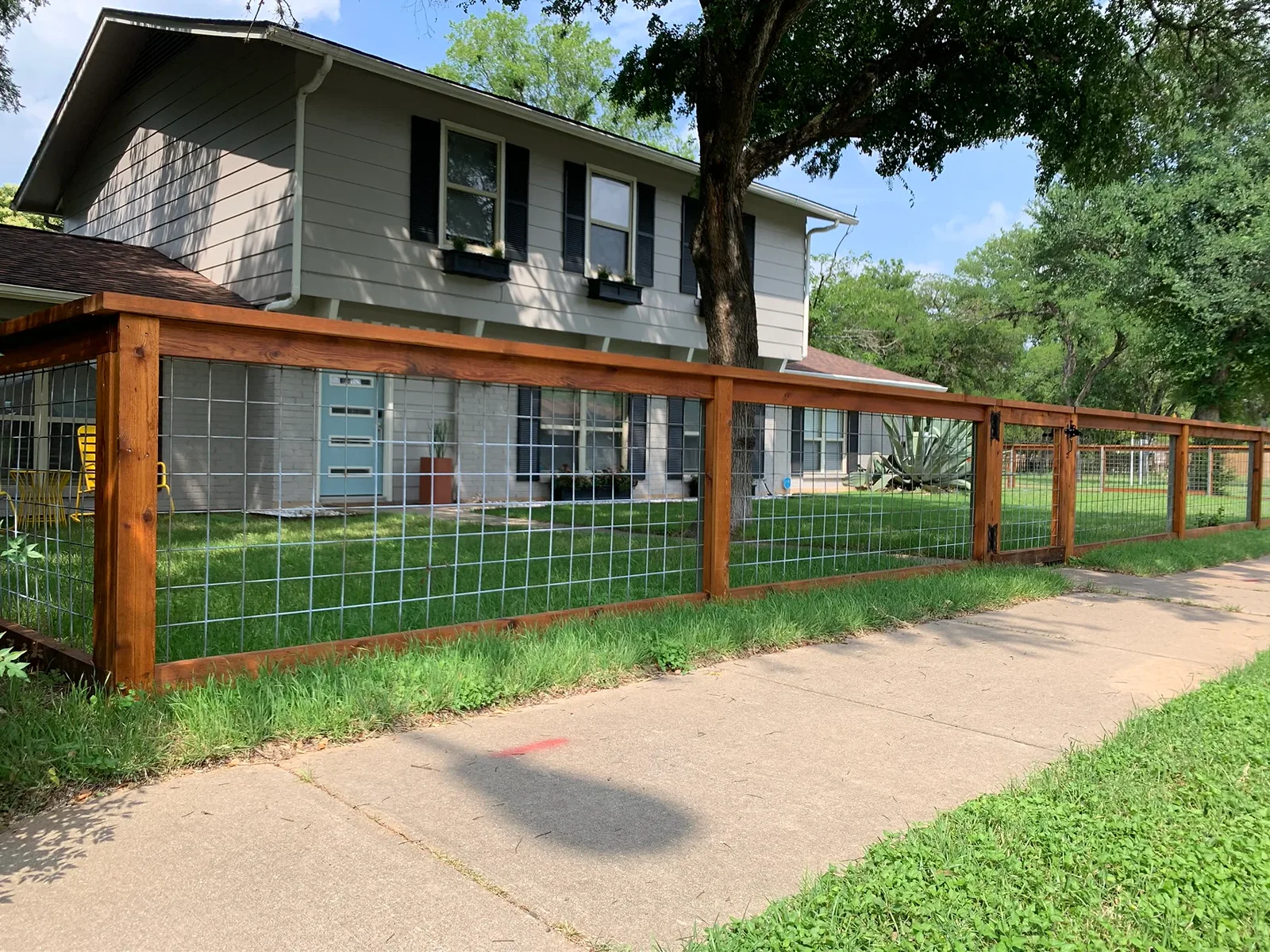 Medium Ranch Fence