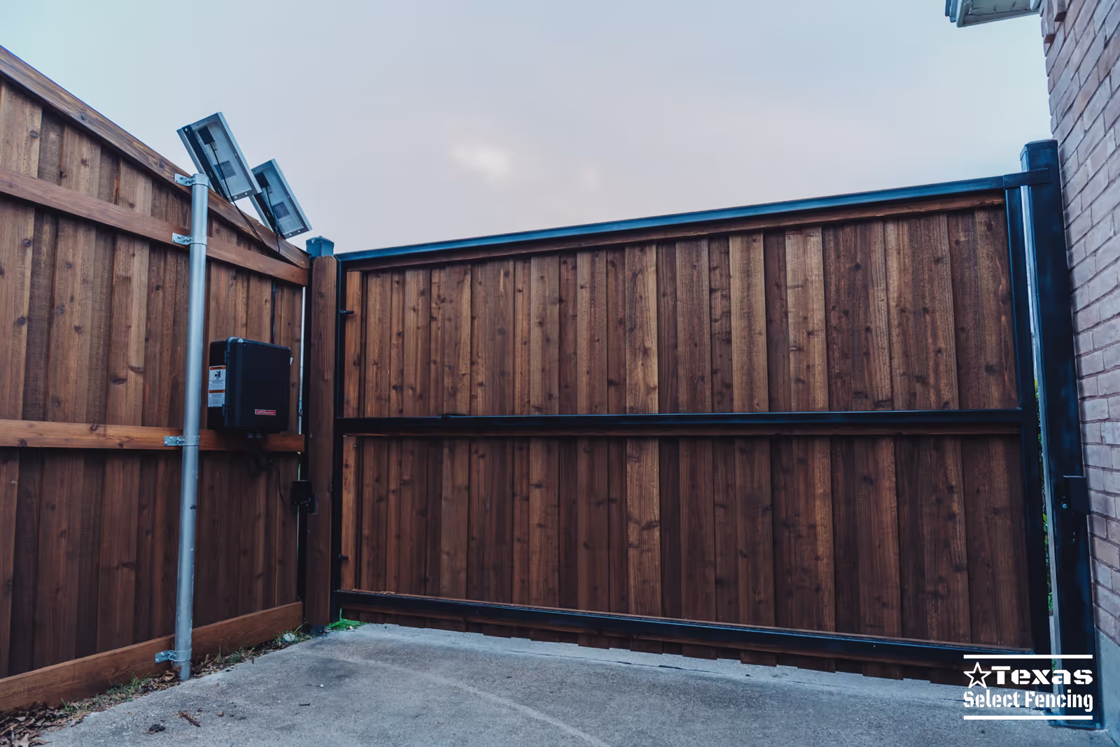 Wood Swing Gate