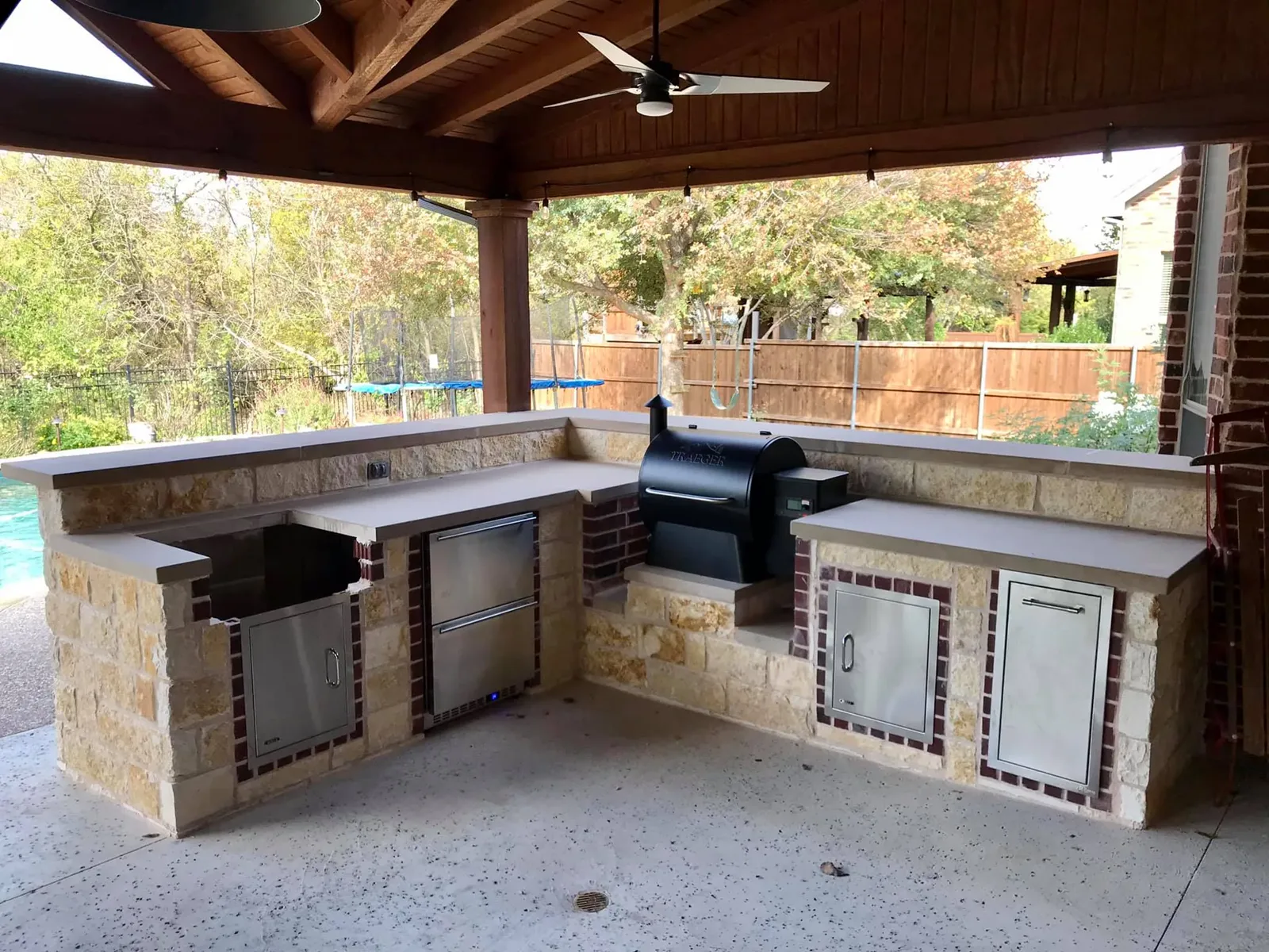 L-Shape Outdoor Kitchens