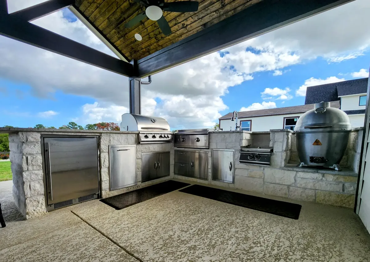 Outdoor Kitchens