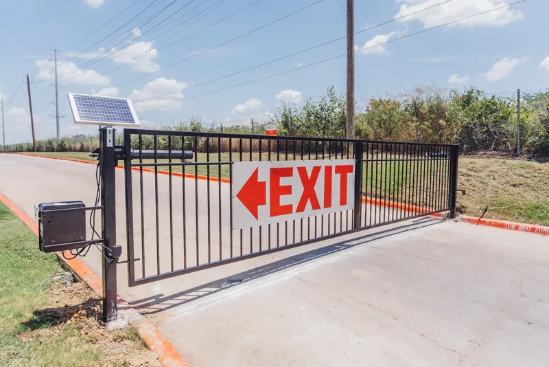 Texas Select Fencing - swing-gates