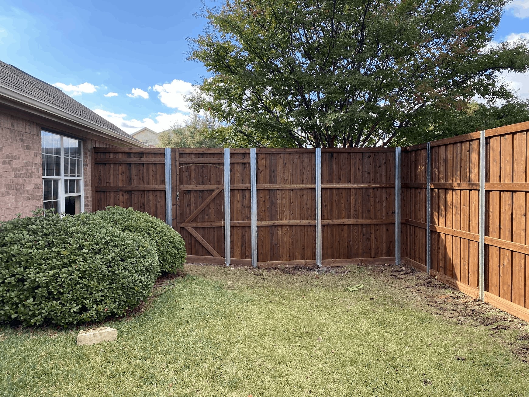Cedar privacy fence with PostMaster steel posts