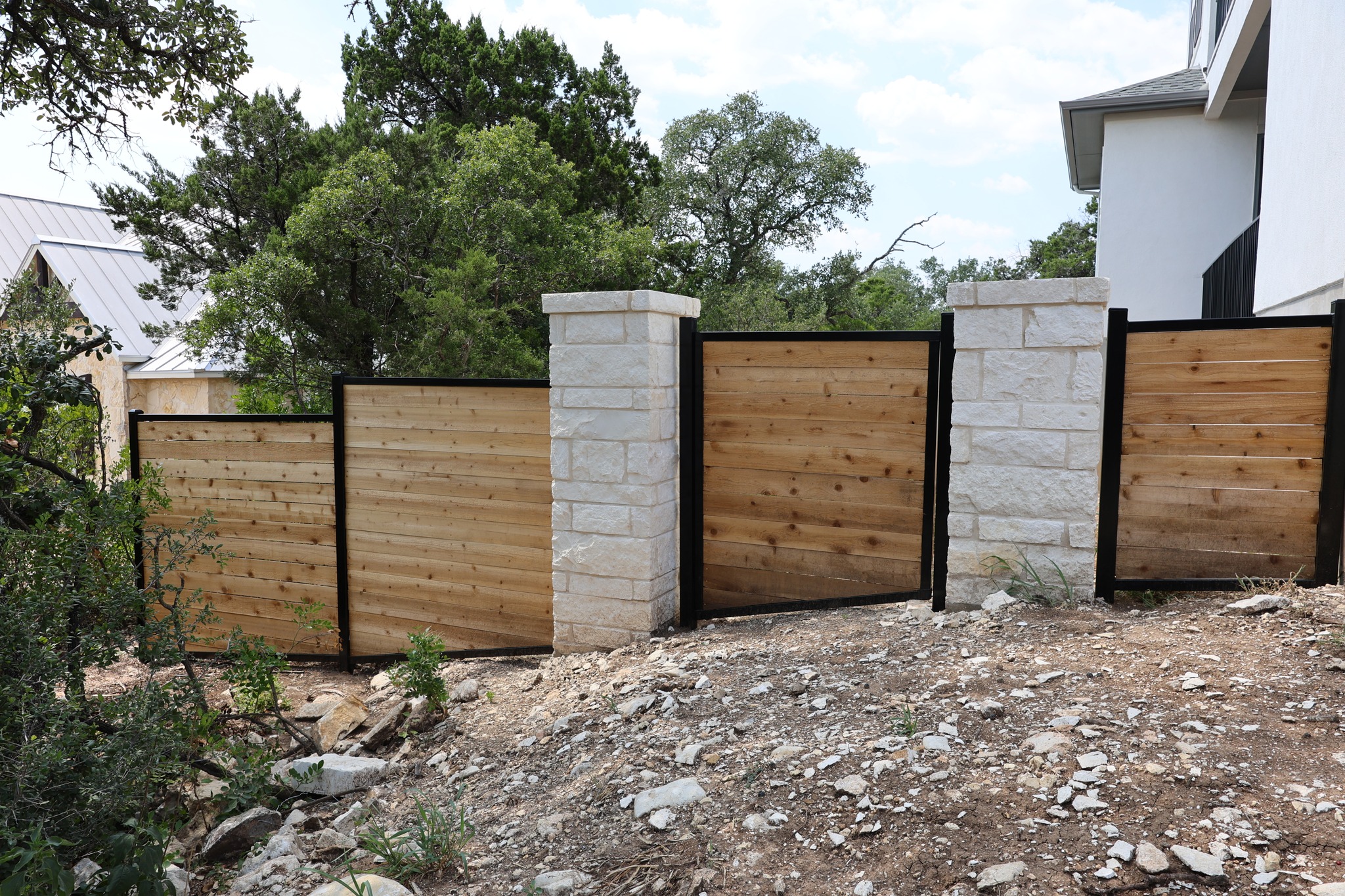 Texas Select Fencing - stone-columns