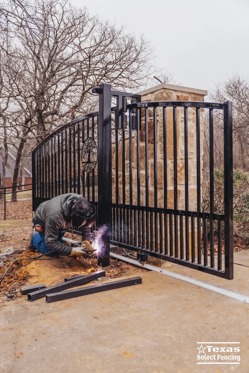 Fence and Automatic Gate Installation in Argyle, Texas