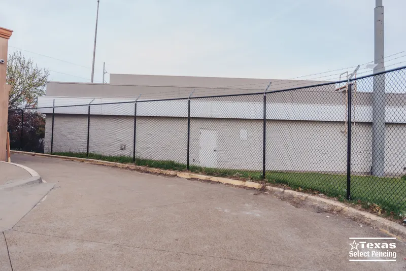 8' Security Chain Link Fence Installation in Duncanville, Texas
