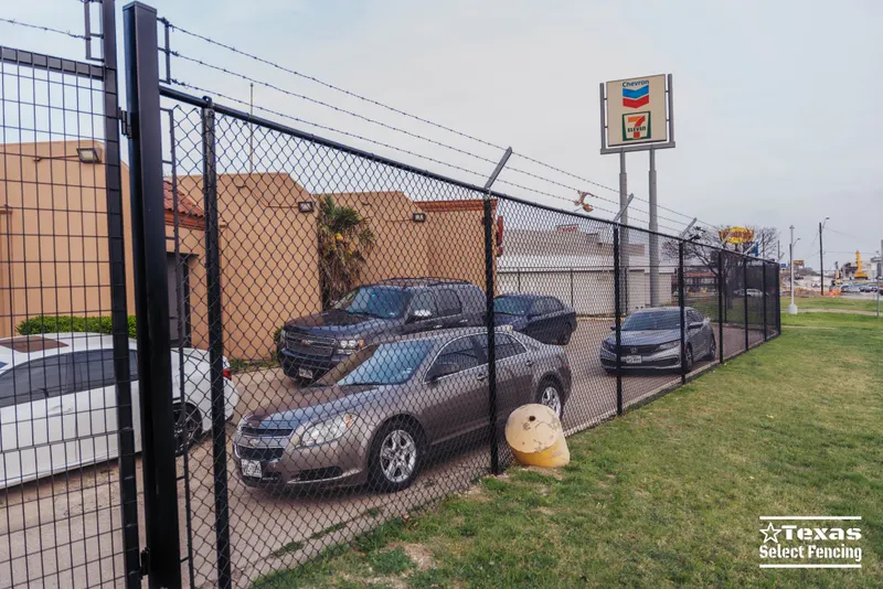 8' Security Chain Link Fence Installation in Duncanville, Texas