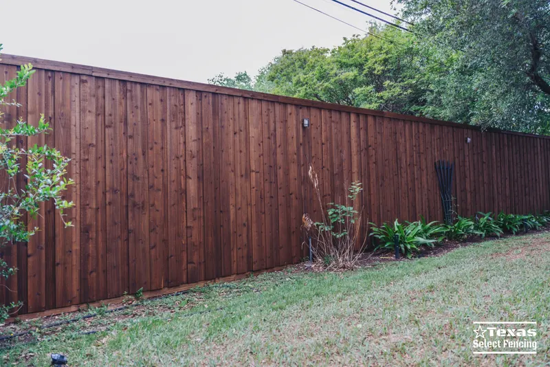 Fence and Automatic Gate Installation in Lake Highlands