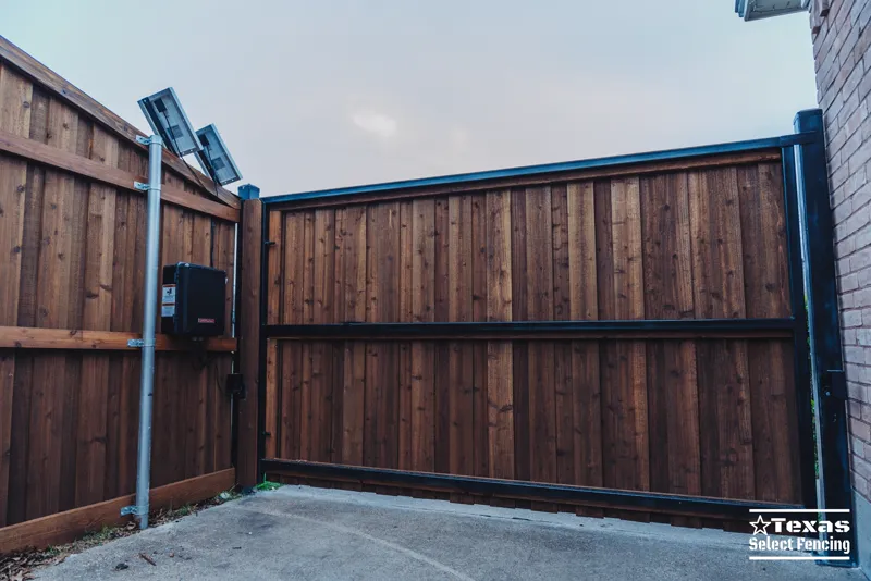 Texas Select Fencing of West Texas - swing-gates