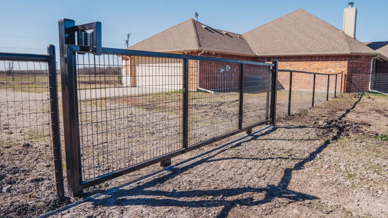 Texas Select Fencing of West Texas - pipe-fences